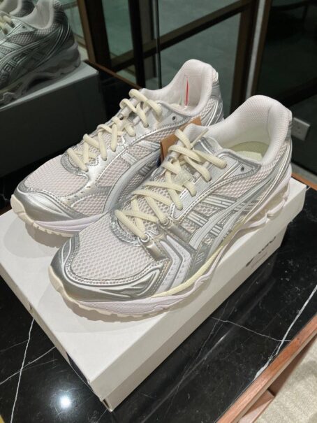 (WMNS) ASICS Gel-Kayano 14 'White Thunder Blue' 1202A056-103 - Image 2